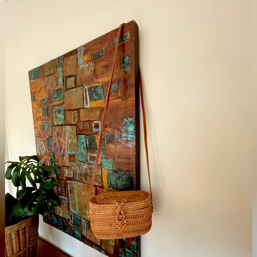 Crossbody Wicker/Rattan Purse w/Leather Strap